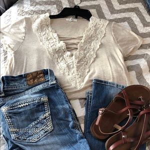 Medium Maurice’s tee shirt 💕🛍